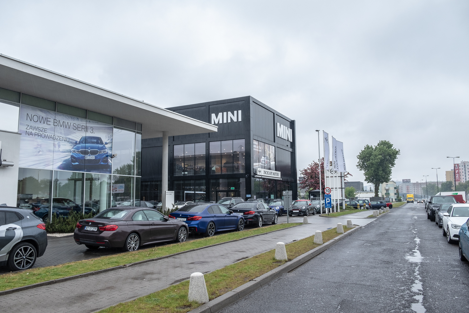 Prace wykończeniowe dla Salon Mini Bawaria Motors Warszawa